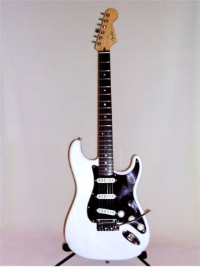 2001 Fender American Deluxe Strat